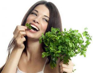 Полезные свойства петрушки (Useful properties of parsley)